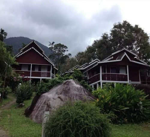 Marina Bay Resort y Restaurante Kampung Genting Exterior foto